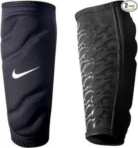 NIKE｜Amplified Padded Forearm Sleeve