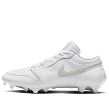 画像をギャラリービューアに読み込む, NIKE｜Jordan 1 Low Football Shoes
